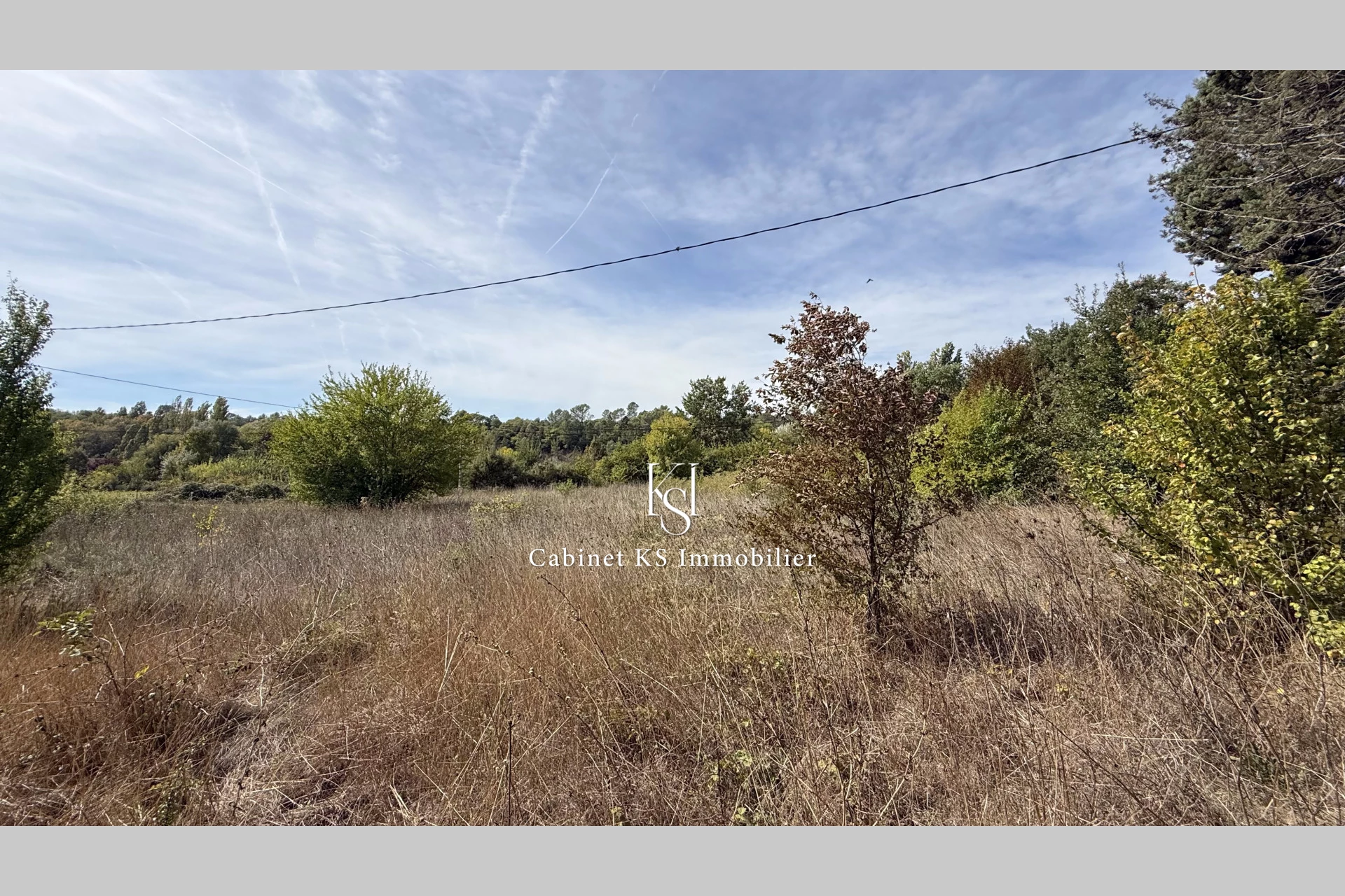 Terrain · à Tourves · 150 000 €