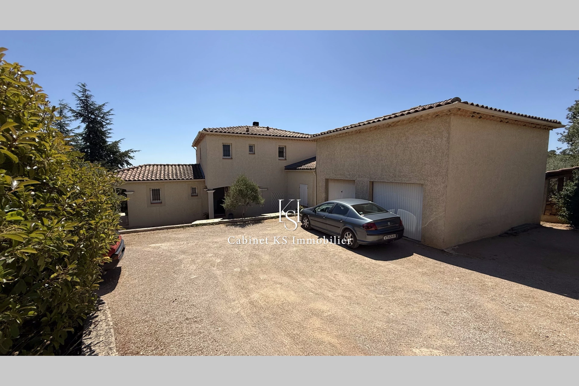 Maison 5 pièces 210 m² · à Saint-Maximin-la-Sainte-Baume · 210 m² · 625 000 €