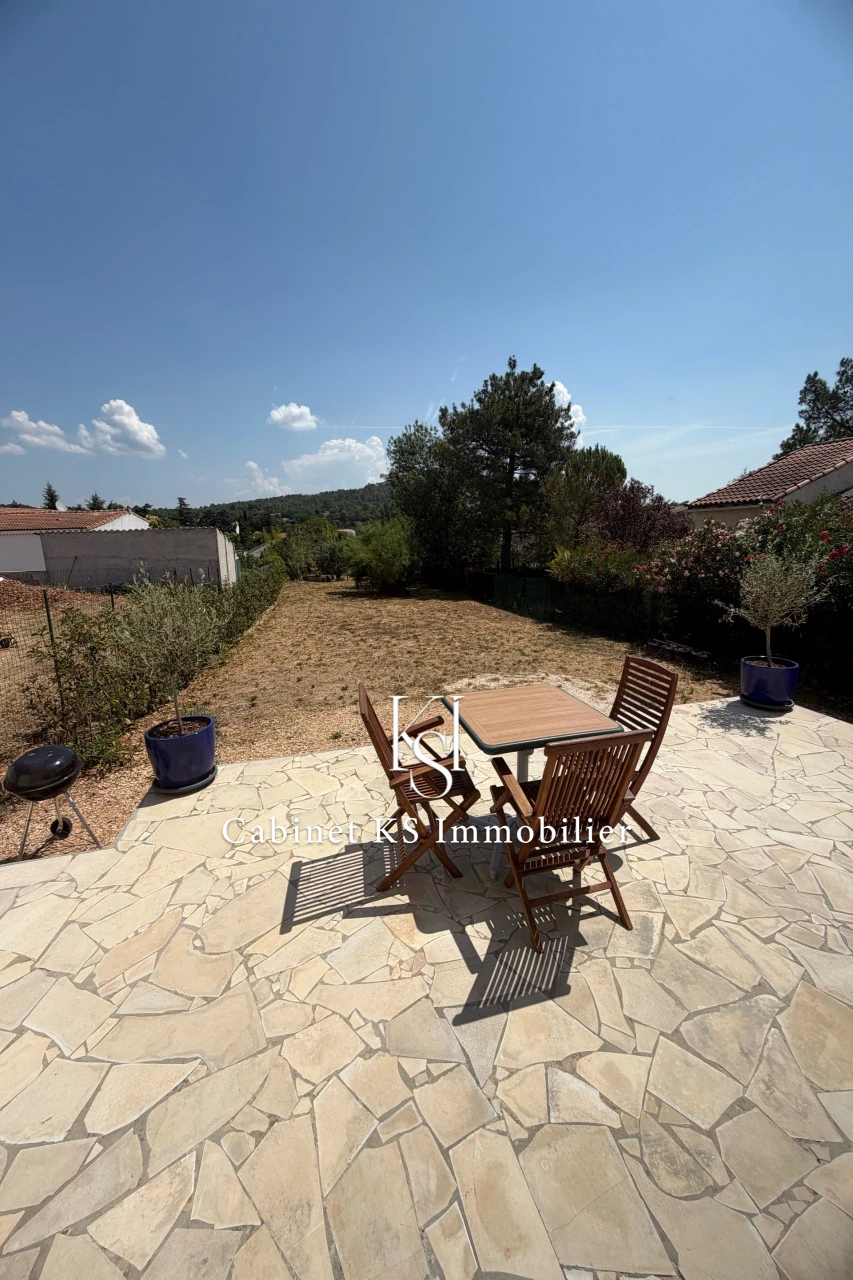 Maison 3 pièces 28 m² · à Brue-Auriac · 28 m² · 273 000 €