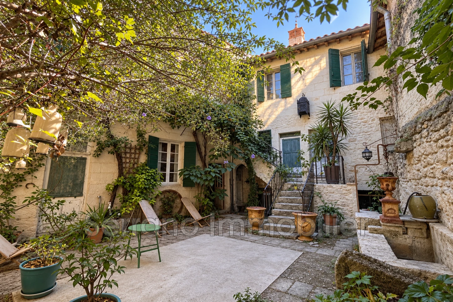 Maison 7 pièces 182 m² · à Beaucaire · 182 m² · 185 000 €