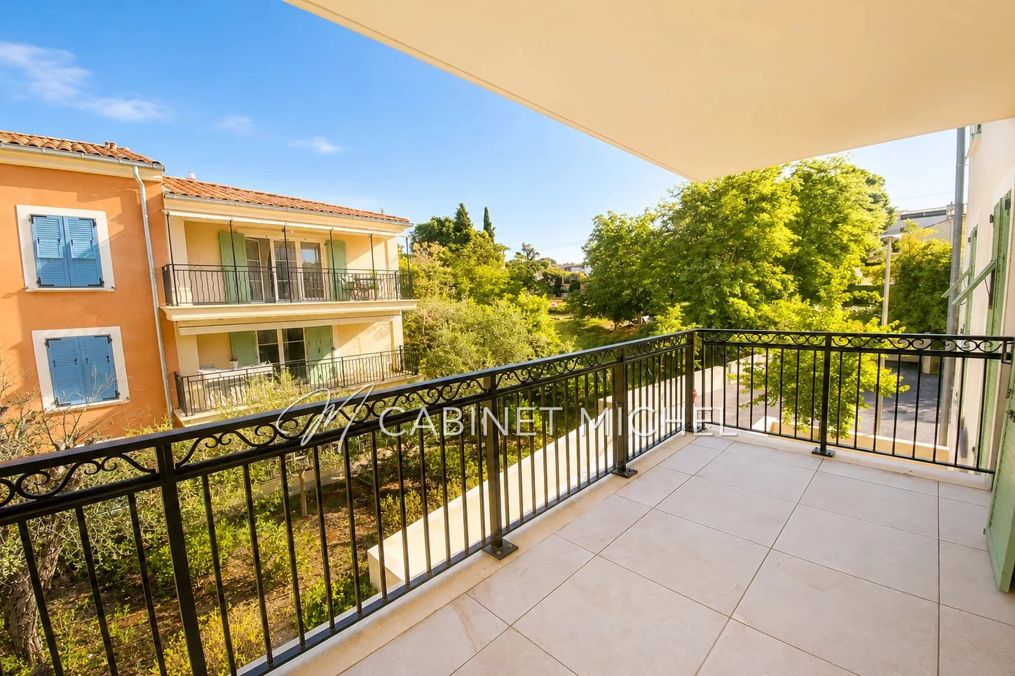 Appartement 3 pièces 59 m² · à Roquefort les Pins · 59 m² · 399 000 €