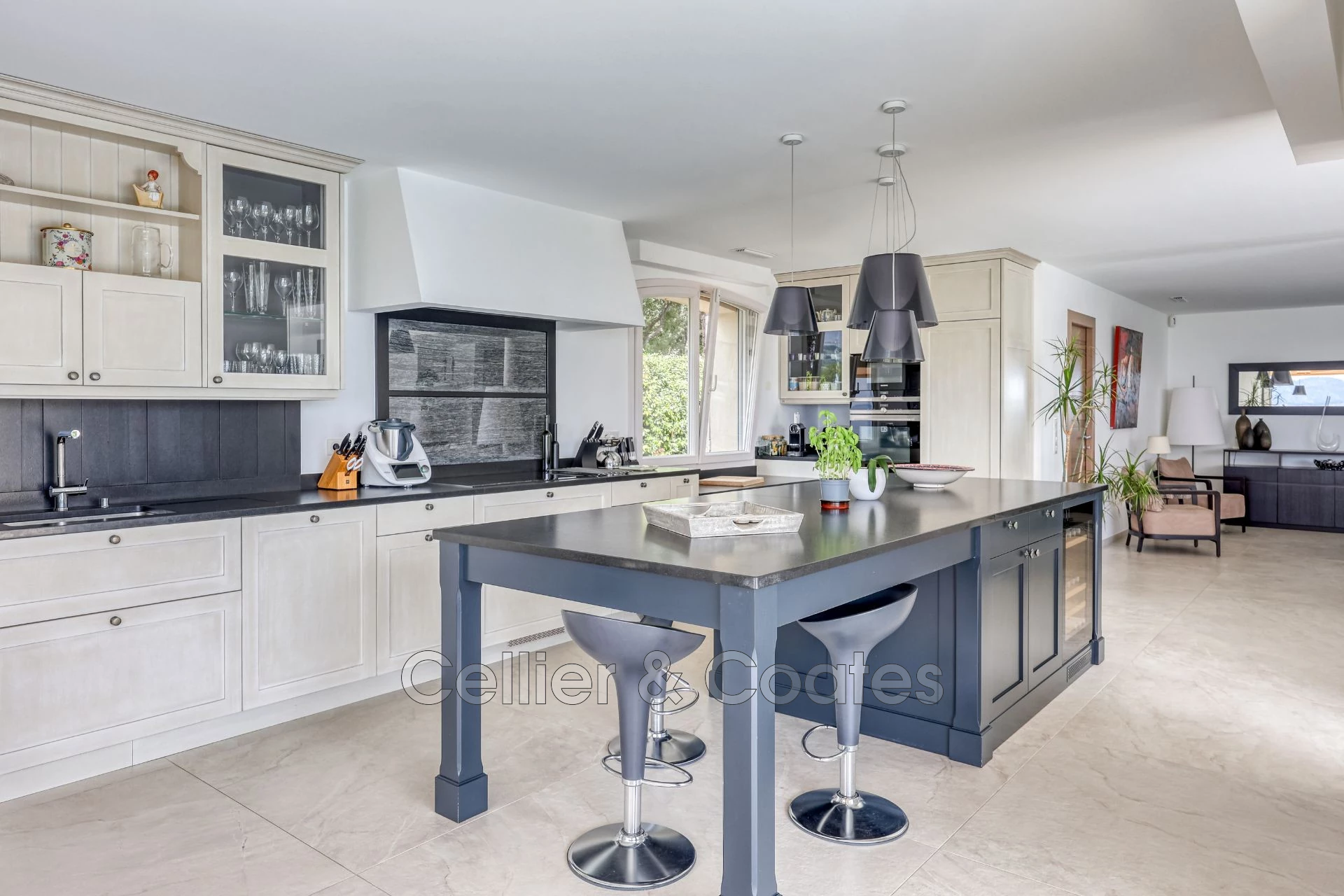 Maison 6 pièces 204 m² · à Bormes-les-Mimosas · 204 m² · 2 590 000 €