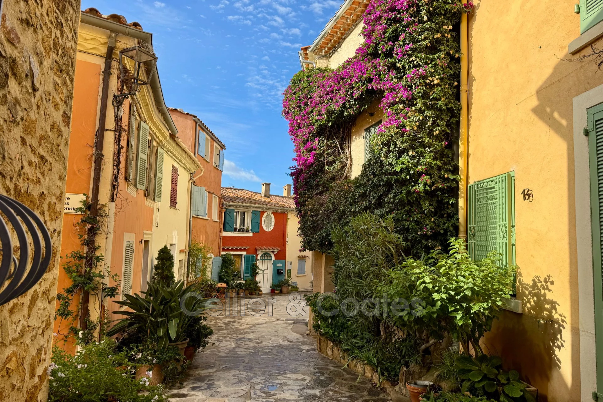Maison 4 pièces 25 m² · à Bormes les Mimosas · 25 m² · 375 000 €