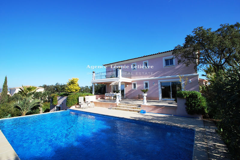 Photo Villa Saint-Aygulf achat villa 3 chambres 235 m²