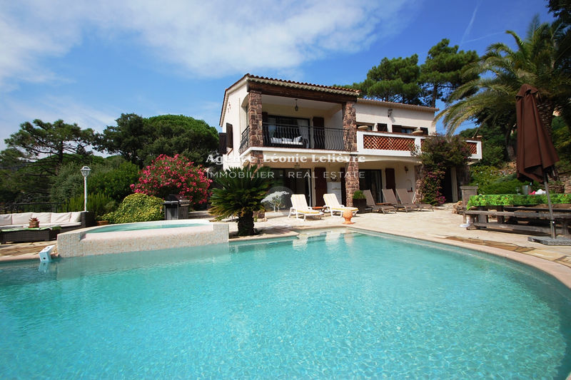 Photo Villa Les Issambres achat villa 3 chambres 150 m²