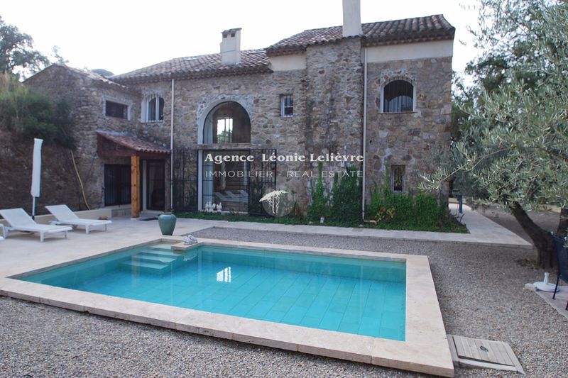 Photo Stone house Sainte-Maxime to buy stone house 3 bedrooms 220 m²