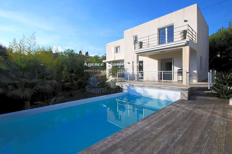 Photo Contemporary house Saint-Aygulf to buy contemporary house 3 bedrooms 110 m²