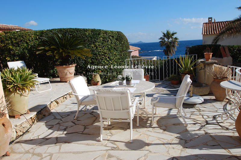 Photo Villa Saint-Aygulf to buy villa 2 bedrooms 120 m²
