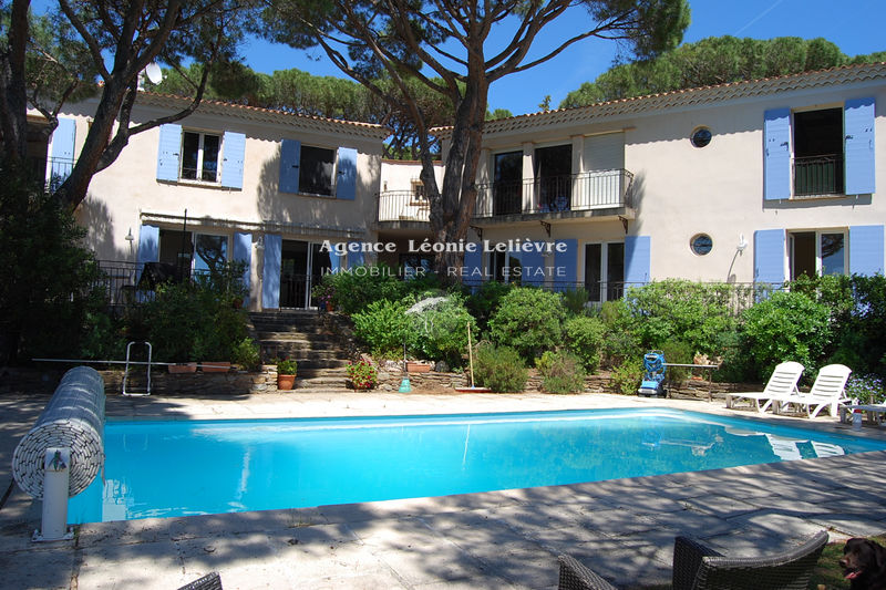 Photo Villa Les Issambres Proche plages, achat villa 4 chambres 280 m²