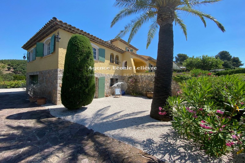 Photo Villa provençale Les Issambres Proche plages, achat villa provençale 5 chambres 188 m²