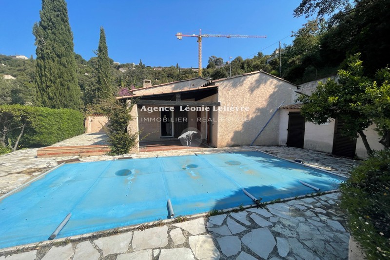 Photo House Les Issambres to buy house 4 bedrooms 133 m²