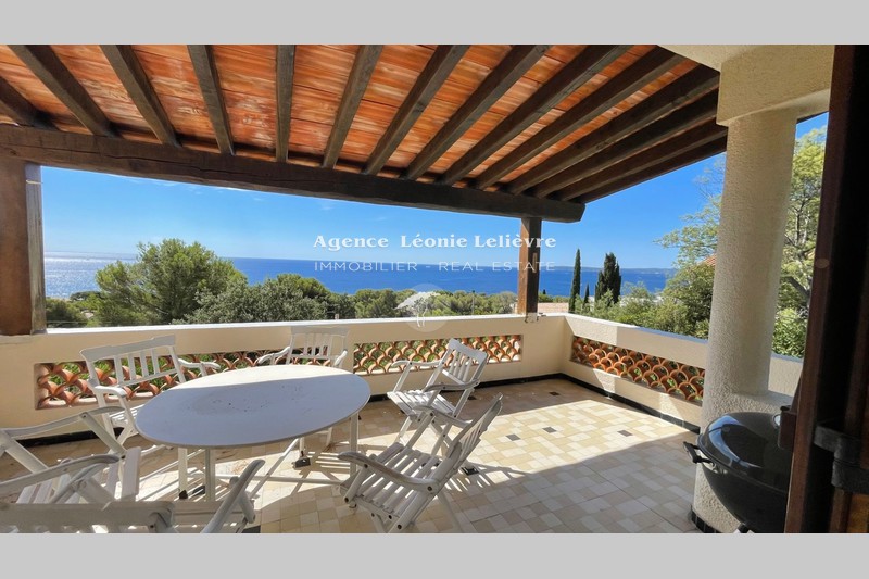 Photo House Les Issambres   to buy house  4 bedrooms   123&nbsp;m&sup2;