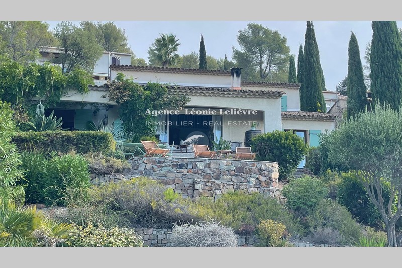 Photo n°2 - Vente Maison villa Roquebrune-sur-Argens 83520 - 799 000 €