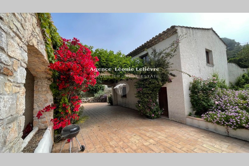 Photo n°11 - Vente Maison villa Sainte-Maxime 83120 - 1 150 000 €