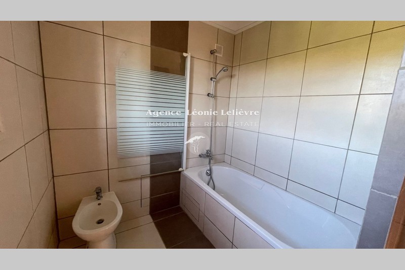 Photo n°10 - Vente Maison villa Sainte-Maxime 83120 - 1 150 000 €