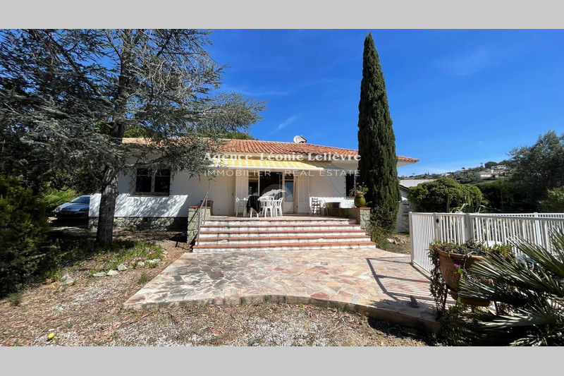 Photo n°3 - Vente Maison villa provençale Les Issambres 83380 - 950 000 €