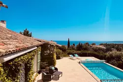 Photos  Maison Villa provençale à vendre Les Issambres 83380