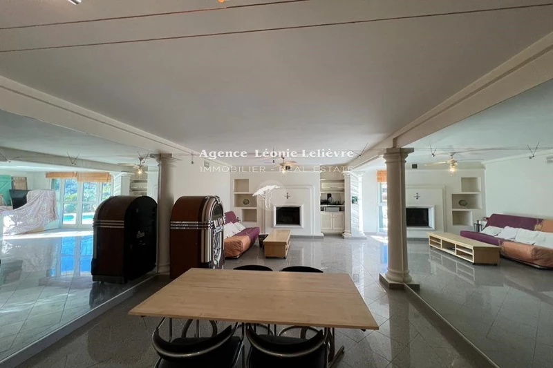 Vente villa Les Issambres  