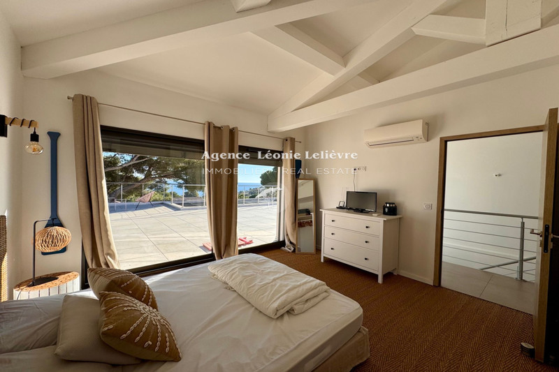 Photo n°10 - Vente Maison villa contemporaine Les Issambres 83380 - 1 550 000 €