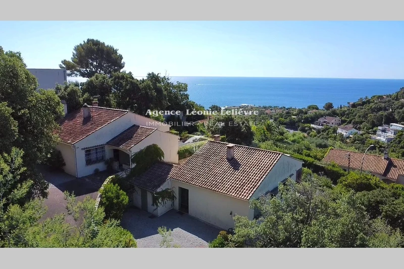 Photo n°3 - Vente maison Les Issambres 83380 - 850 000 €
