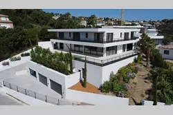 Photos  Maison contemporaine à vendre Les Issambres 83380