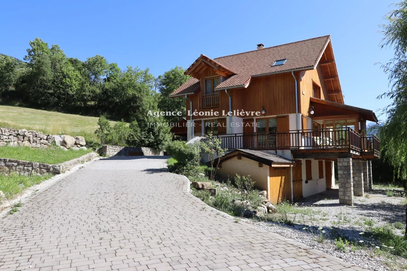 Vente maison Beauvezer  Maison Beauvezer   achat maison  4 chambres   163&nbsp;m&sup2;