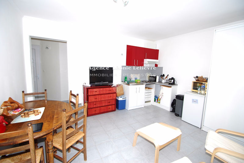 Photo Apartment Sainte-Maxime Centre-ville, to buy apartment 2 rooms 31 m²