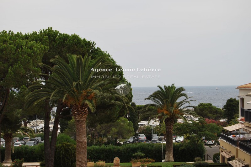 Photo Apartment Les Issambres to buy apartment 2 rooms 33 m²