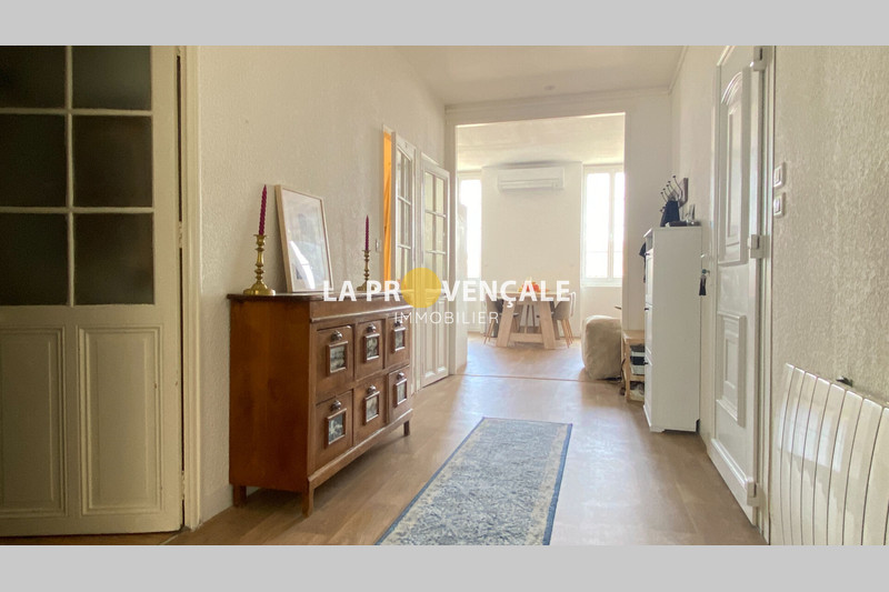 appartement  4 rooms  Rousset Downtown  85 m² -   