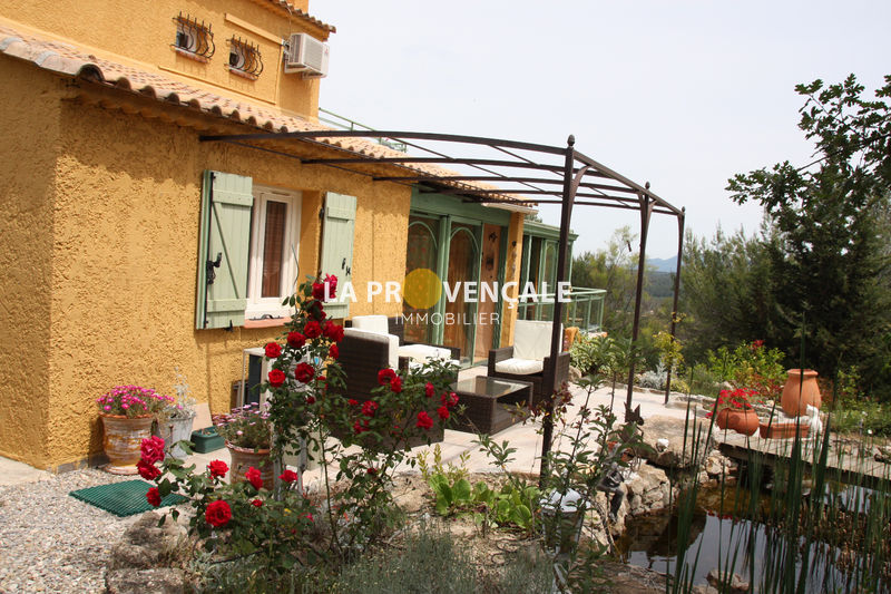 Photo Maison Gréasque achat maison 6 chambres 170 m²