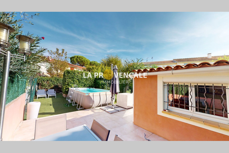 maison  5 pièces  Calas   92 m² -   