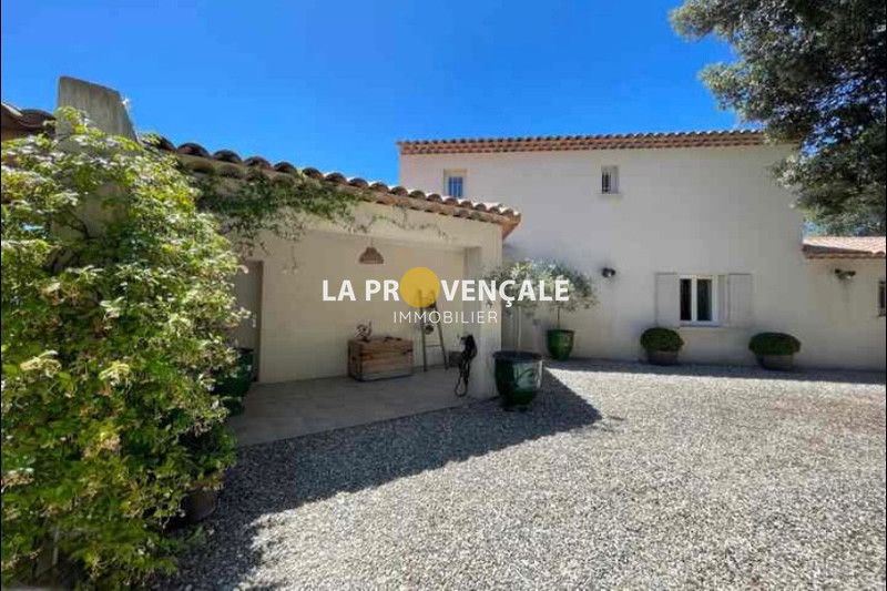 maison  5 rooms  Rognes A moins de 5 mn en voiture du centre ville  150 m² -   