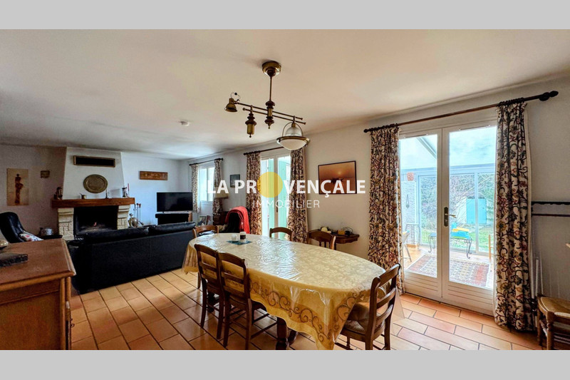 Vente villa Châteauneuf-le-Rouge  