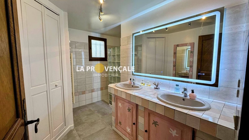 Vente villa Châteauneuf-le-Rouge  