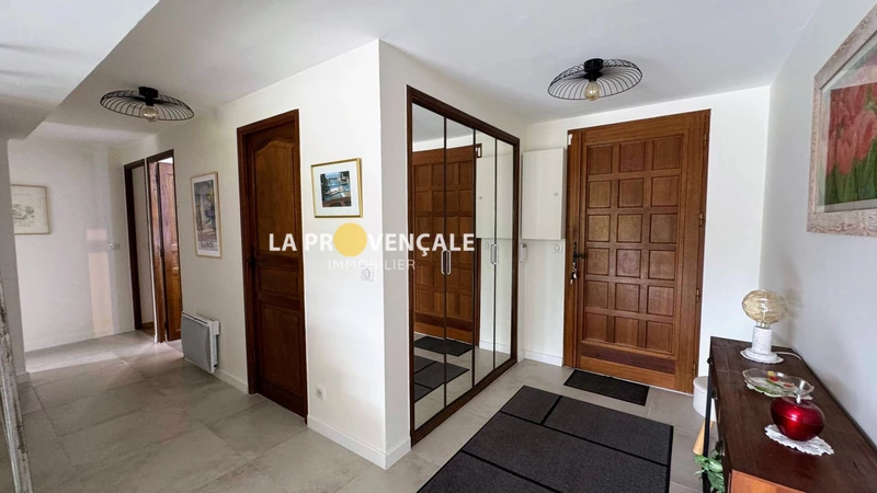 Vente villa Châteauneuf-le-Rouge  