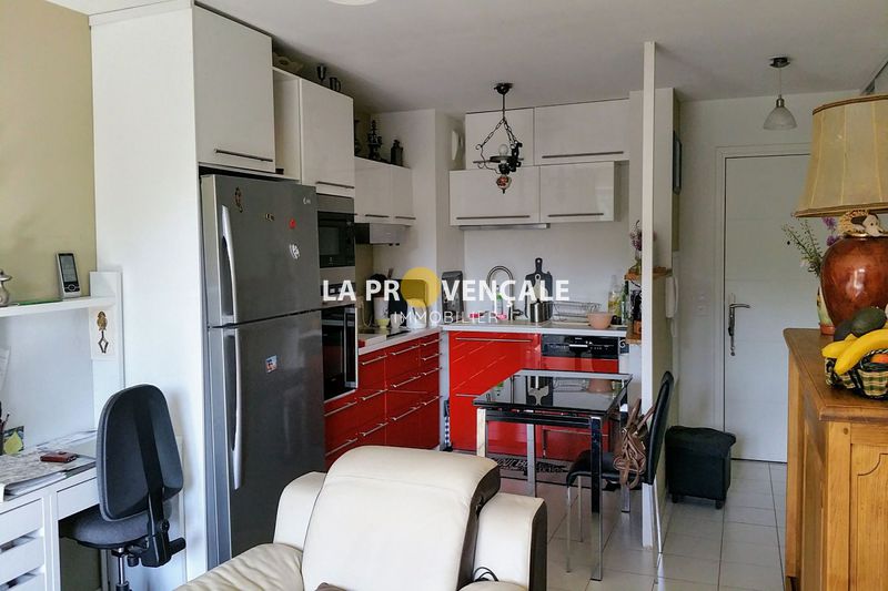 Photo Appartement Fuveau Centre-ville, achat appartement 3 pièces 63 m²