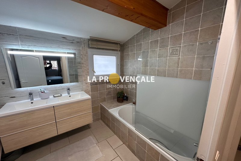 Vente villa contemporaine La Destrousse  