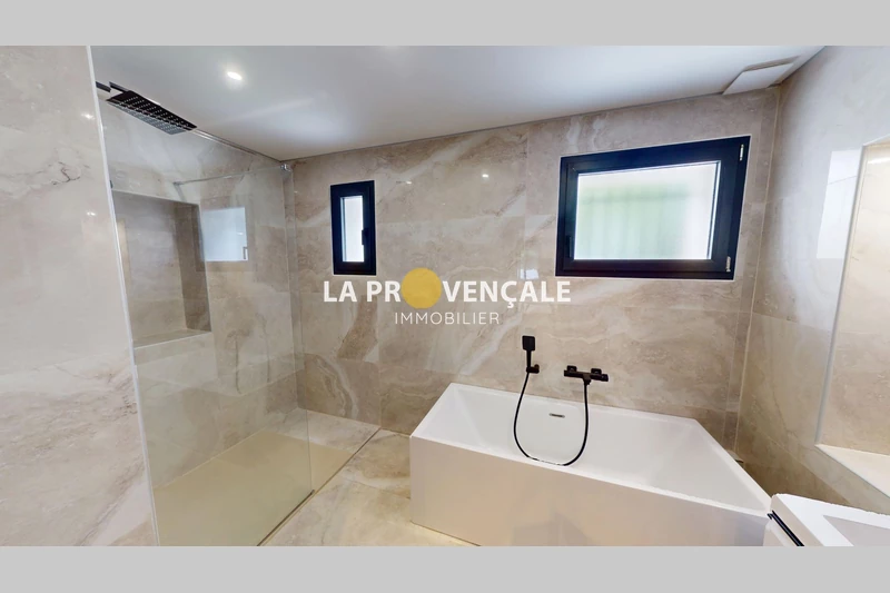 Vente maison Aubagne  