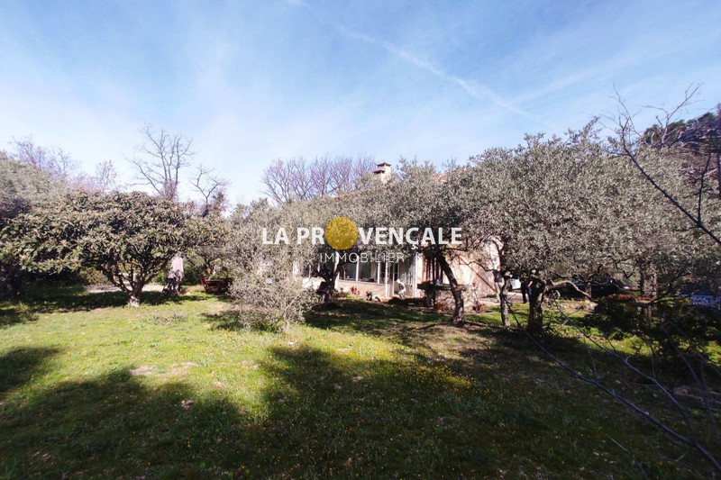 maison  7 pièces  Aix-en-Provence   143 m² -   