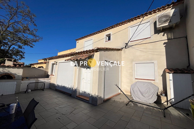 maison  4 pièces  Gardanne Village  90 m² -   