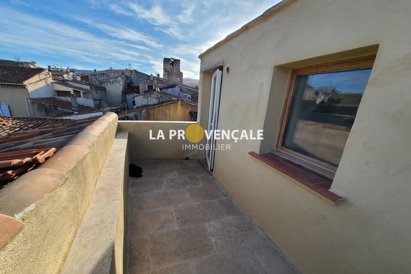 maison  4 pièces  Trets   90 m² -   