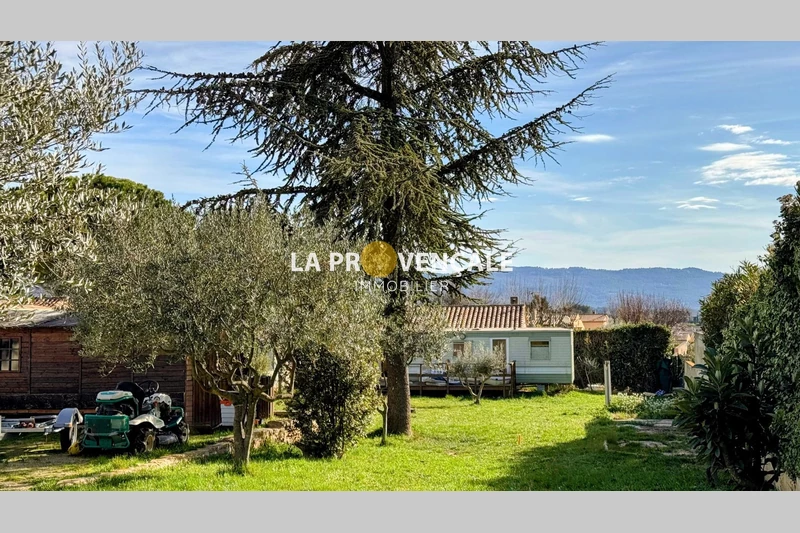 Vente terrain Pourrières  