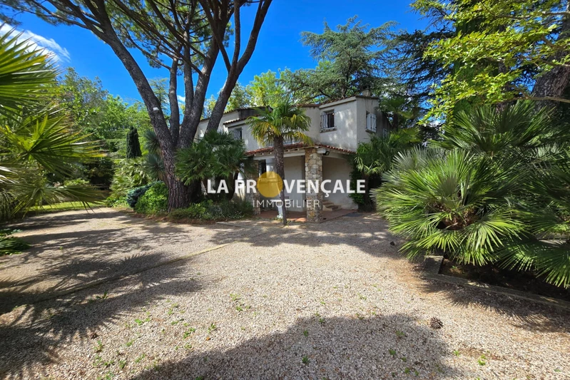 Vente maison Saint-Maximin-la-Sainte-Baume  