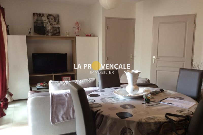 Photo Appartement Pourrières achat appartement 2 pièces 35 m²