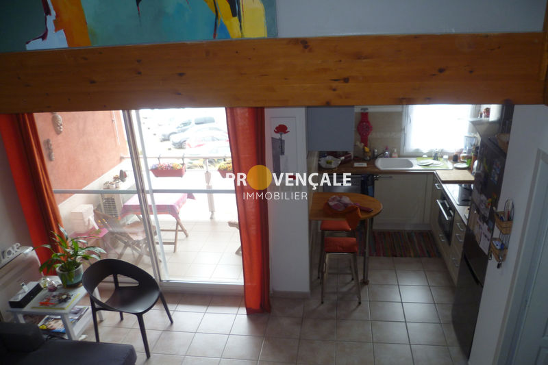 Photo Appartement Saint-Maximin-la-Sainte-Baume achat appartement 3 pièces 52 m²