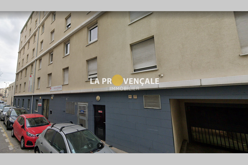 appartement  studio  Marseille   19 m² -   