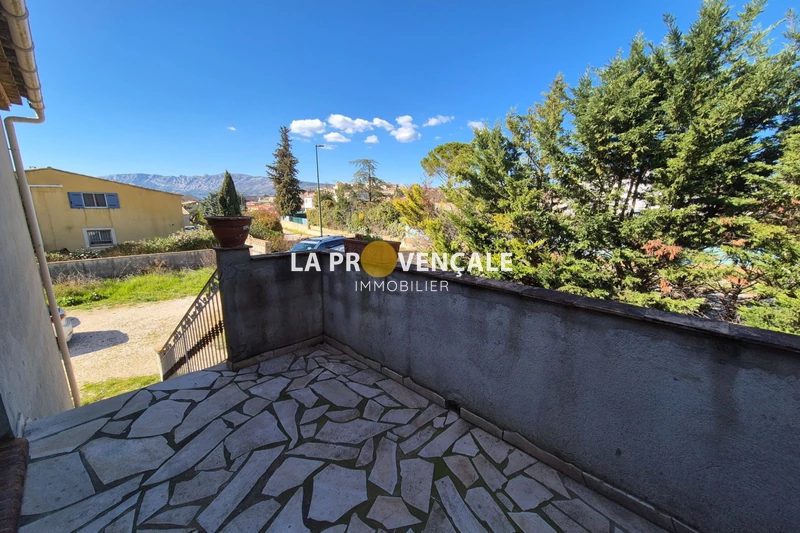 Vente appartement Pourrières  