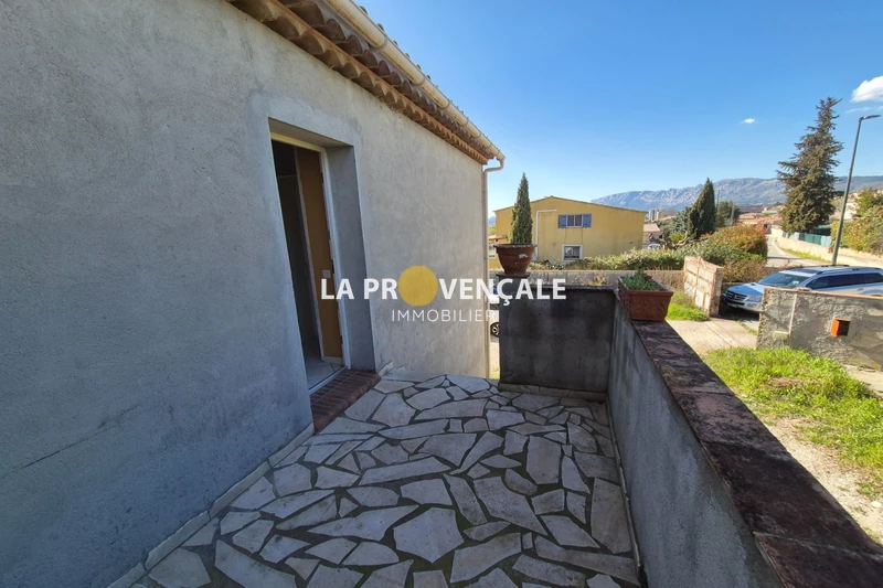 Vente appartement Pourrières  