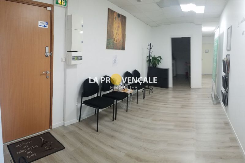 Photo Bureau Aix-en-Provence Professionnel bureau 19 m²