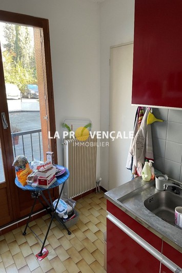 appartement  2 pièces  Aix-en-Provence   40 m² -   